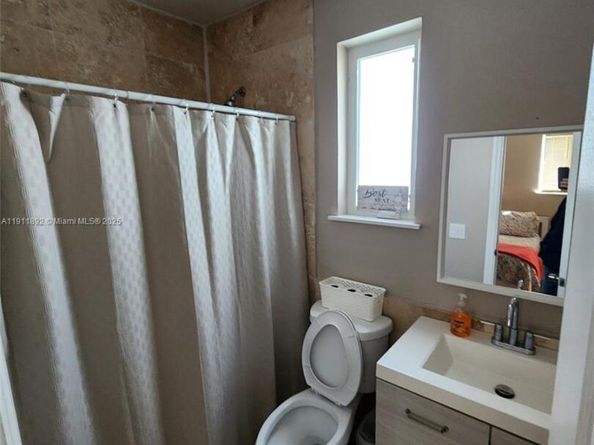 243 SW 10th Ave, Miami FL 33130