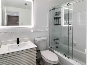 3375 NE 20th Ave, Oakland Park FL 33306