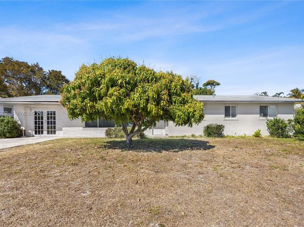 227 SW 13th Ave, Boynton Beach FL 33435