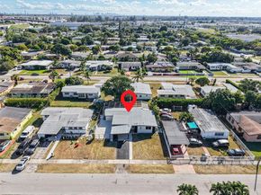 832 NW 171st Ter, Miami Gardens FL 33169