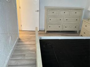 8401 Crespi Blvd 3, Miami Beach FL 33141
