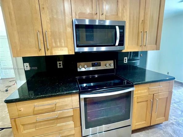 3814 NW 23rd Ct, Coconut Creek FL 33066