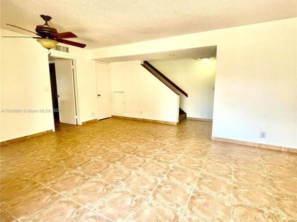 3814 NW 23rd Ct, Coconut Creek FL 33066