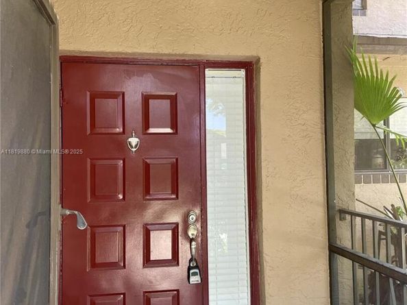 3814 NW 23rd Ct, Coconut Creek FL 33066