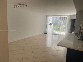 9782 NW 46th Ter 131, Doral FL 33178