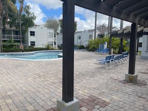 9782 NW 46th Ter 131, Doral FL 33178