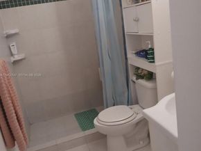 7854 W 10th Ave 7854, Hialeah FL 33014