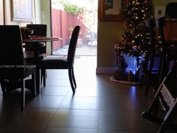 7854 W 10th Ave 7854, Hialeah FL 33014