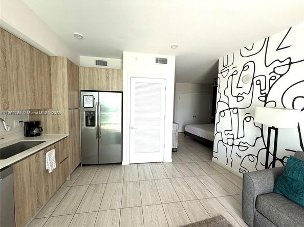 3900 Biscayne Blvd N723, Miami FL 33137