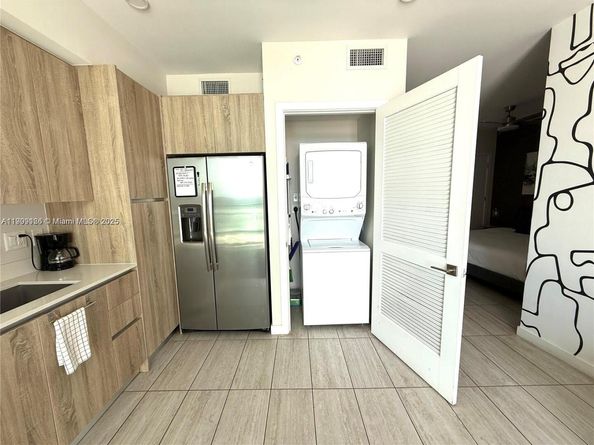 3900 Biscayne Blvd N723, Miami FL 33137