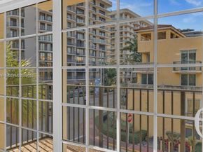 8900 Collins Ave 304, Surfside FL 33154