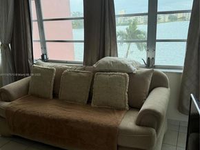 18555 NE 14th Ave 618, Miami FL 33179