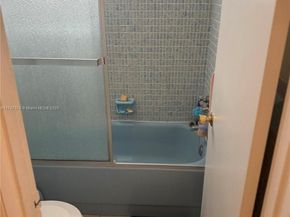 18555 NE 14th Ave 618, Miami FL 33179