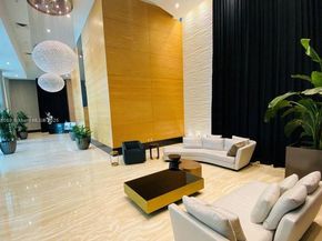 951 Brickell Ave, Miami FL 33131