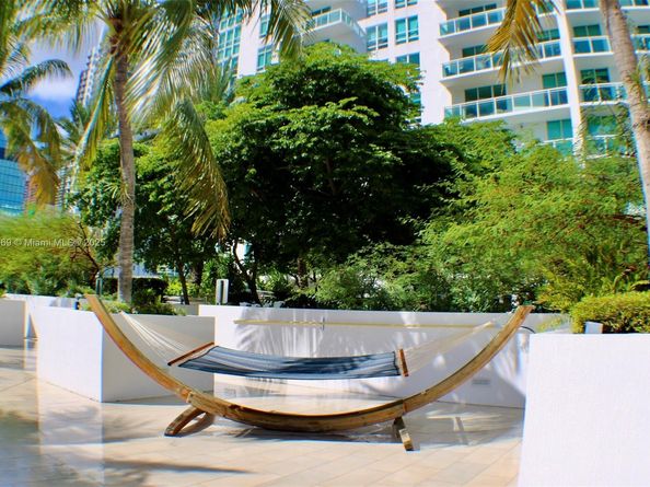 951 Brickell Ave, Miami FL 33131