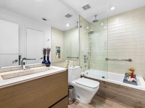 1000 Venetian Way 1403, Miami FL 33139