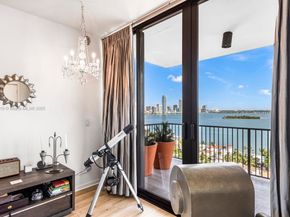 1000 Venetian Way 1403, Miami FL 33139