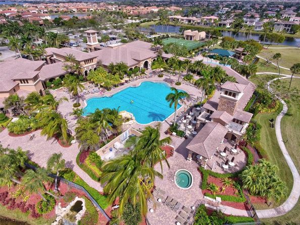 5957 NW 125th Ave, Coral Springs FL 33076