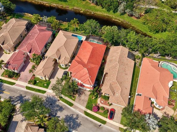 5957 NW 125th Ave, Coral Springs FL 33076