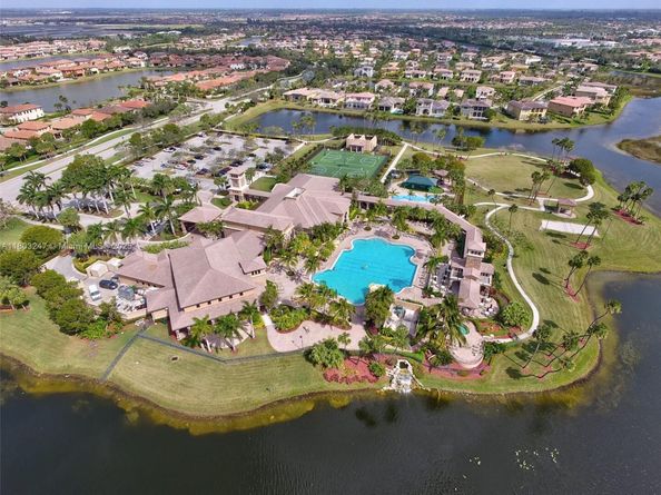5957 NW 125th Ave, Coral Springs FL 33076