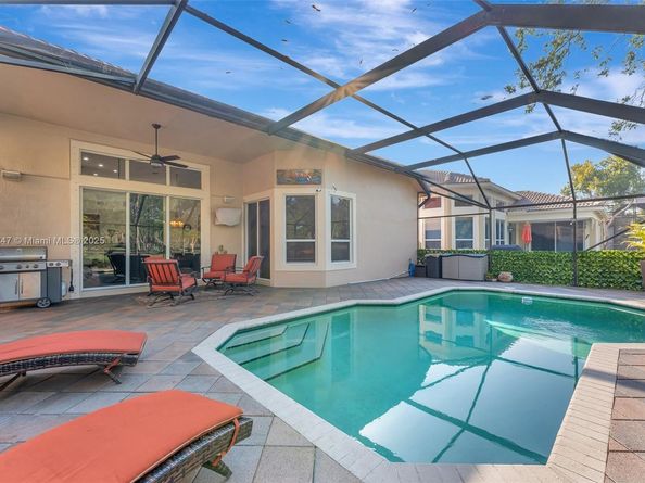 5957 NW 125th Ave, Coral Springs FL 33076