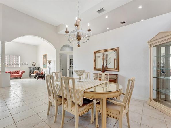 5957 NW 125th Ave, Coral Springs FL 33076