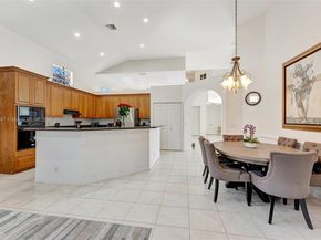 5957 NW 125th Ave, Coral Springs FL 33076