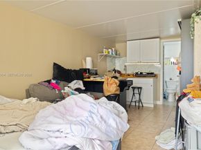 5720 SW Cypress Dr, Dania Beach FL 33312