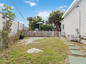 5720 SW Cypress Dr, Dania Beach FL 33312