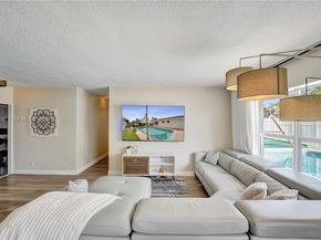 7511 NW 41st St, Coral Springs FL 33065