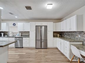 7511 NW 41st St, Coral Springs FL 33065