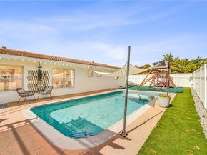 7511 NW 41st St, Coral Springs FL 33065