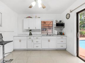 1820 N 27th Ave, Hollywood FL 33020