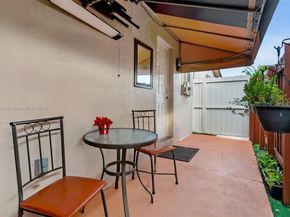 1820 N 27th Ave, Hollywood FL 33020