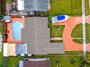 1820 N 27th Ave, Hollywood FL 33020