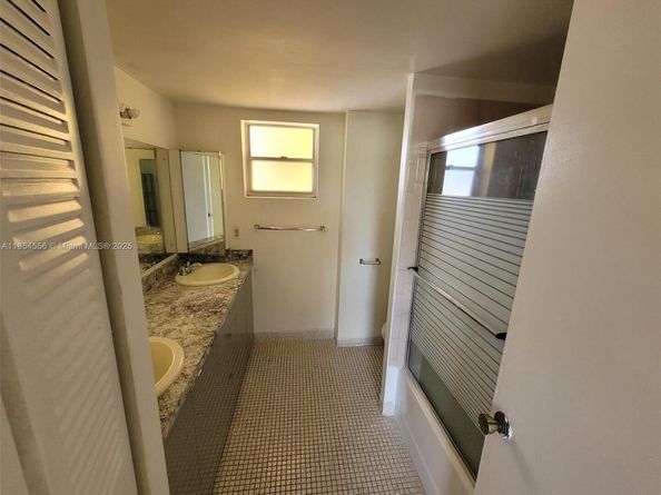 16400 NE 17th Ave 206, North Miami Beach FL 33162