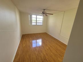16400 NE 17th Ave 206, North Miami Beach FL 33162