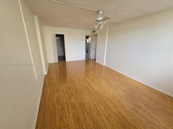 16400 NE 17th Ave 206, North Miami Beach FL 33162