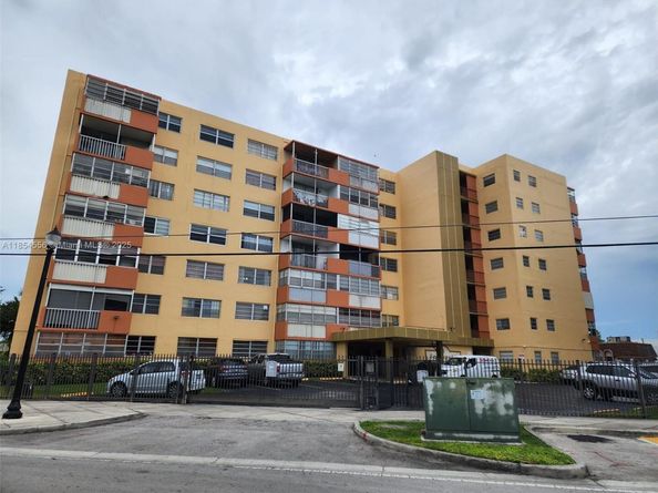 16400 NE 17th Ave 206, North Miami Beach FL 33162