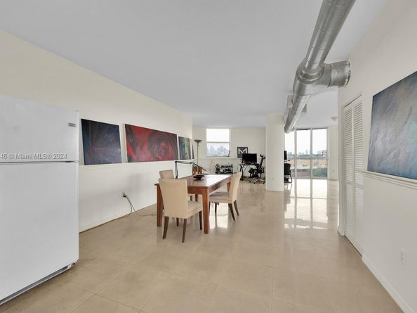 Undisclosed Address #A11627046, Miami FL 33125