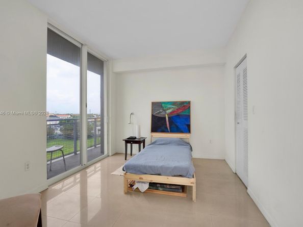 Undisclosed Address #A11627046, Miami FL 33125