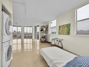 Undisclosed Address #A11627046, Miami FL 33125