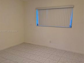 6532 SW 18th Ct, North Lauderdale FL 33068