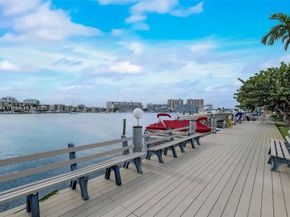 2500 Diana Dr 305, Hallandale Beach FL 33009