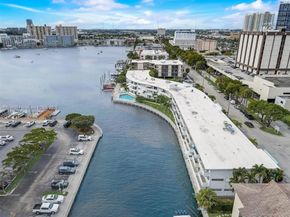 2500 Diana Dr 305, Hallandale Beach FL 33009