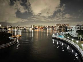 2500 Diana Dr 305, Hallandale Beach FL 33009