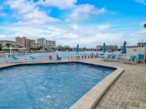 2500 Diana Dr 305, Hallandale Beach FL 33009