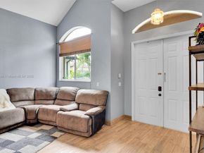 1861 SE 19th Ave, Homestead FL 33035