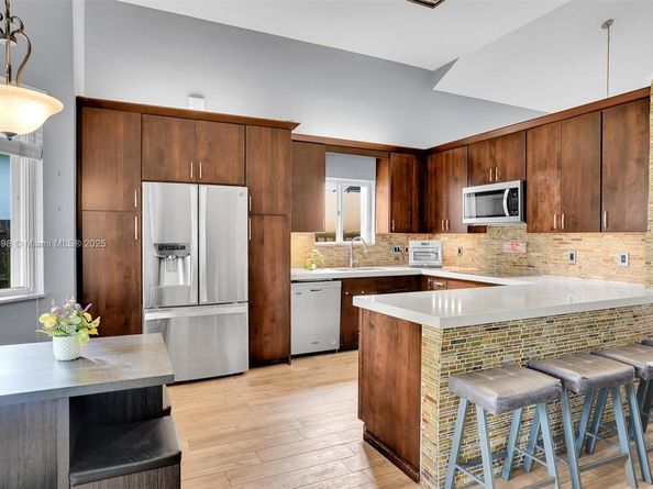 1861 SE 19th Ave, Homestead FL 33035