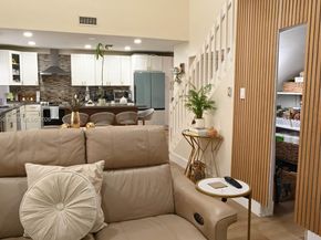 1430 Cottonwood Cir, Weston FL 33326